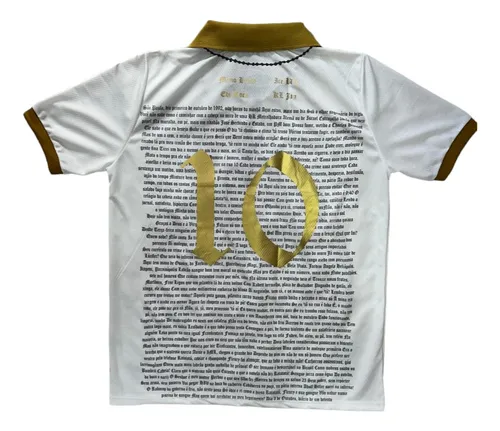 Quando o futebol encontra a música nas camisas