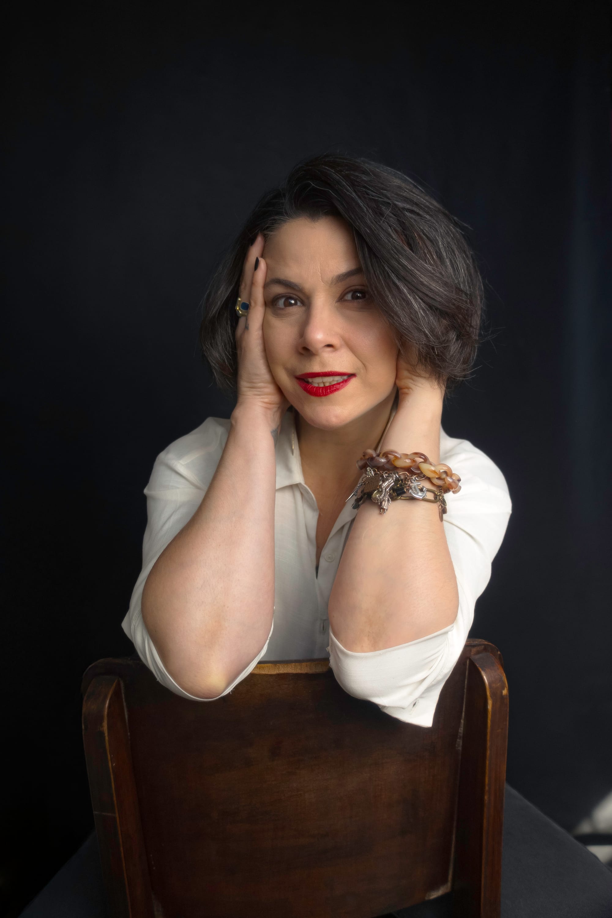 Gaía Passarelli volta à música e lança "Deslumbre"