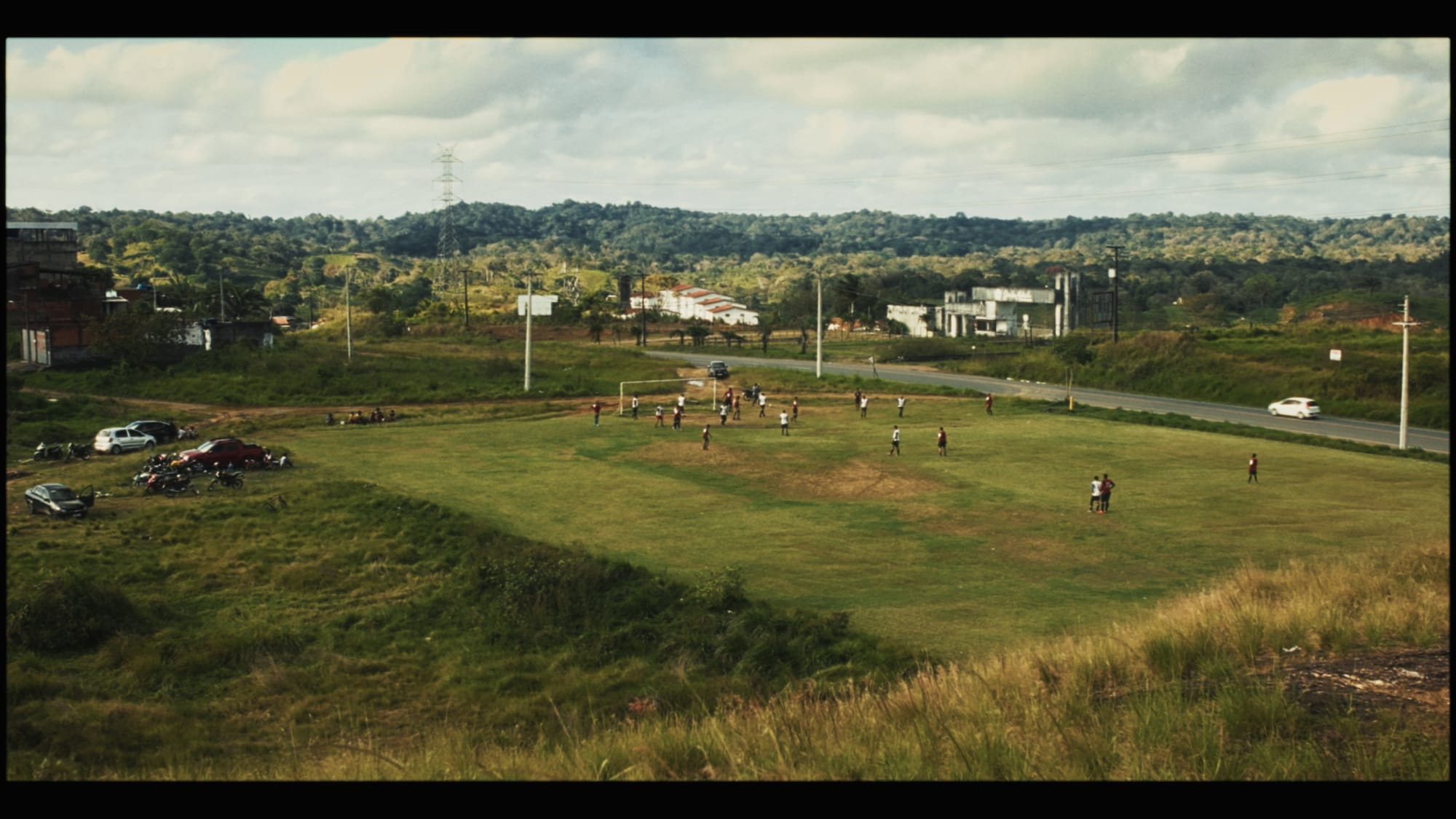 Dário Inerente lança o clipe de "Atento e Forte"