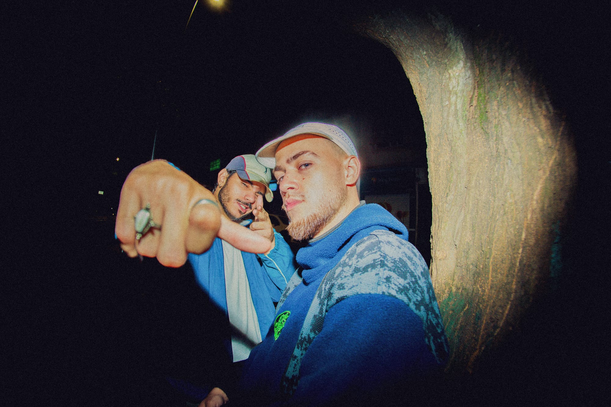 POUCO PRA ENTENDER, por JPEGO e WALTEREGOS