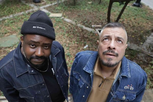 OGI & NILL: Manual para não Desaparecer